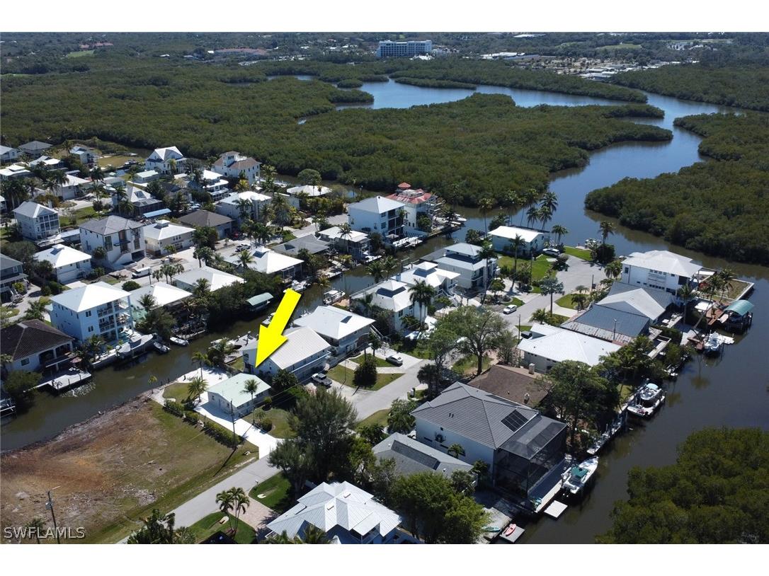 1290 Venetian Way Naples FL 34110 226010892 image50