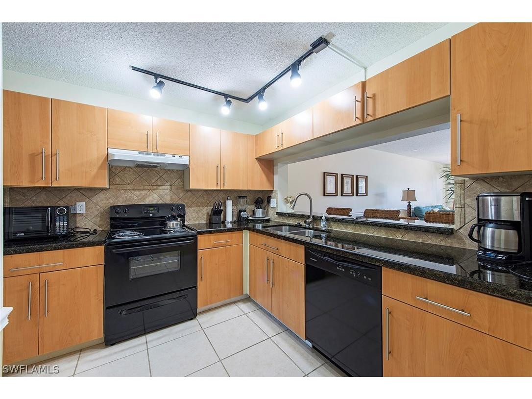 1290 Yesica Ann Circle #G-105 Naples FL 34110 226010803 image5