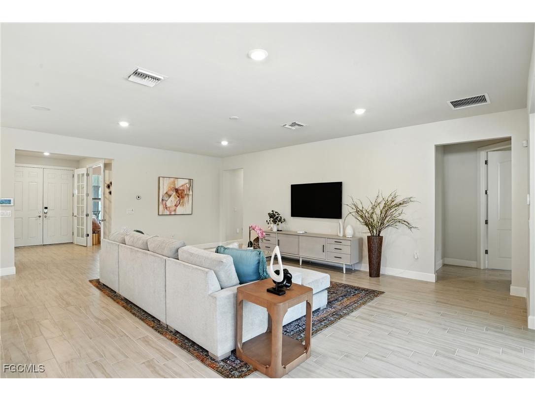 12905 Hadley Court Fort Myers FL 33913 225015800 image6