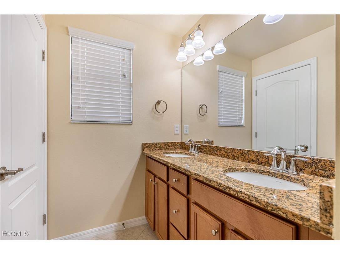 12906 Pastures Way Fort Myers FL 33913 2025005426 image12