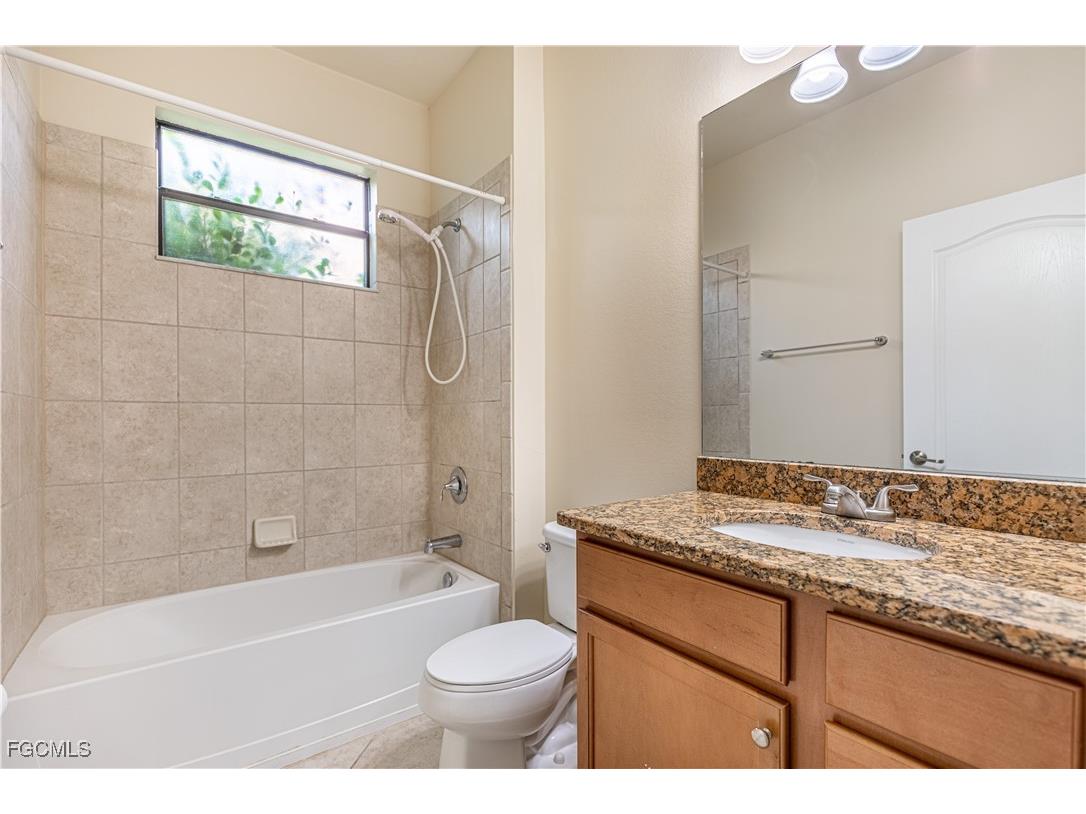 12906 Pastures Way Fort Myers FL 33913 2025005426 image7