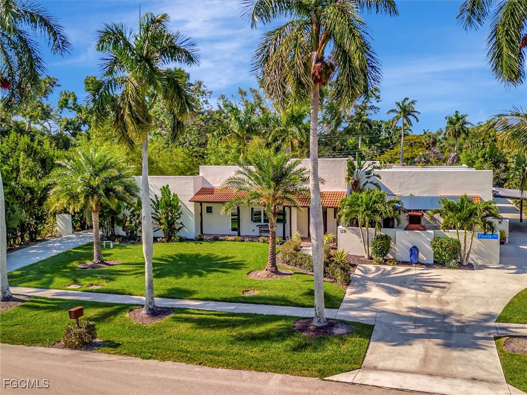1291 Caloosa Drive Fort Myers FL 33901 2025012354 image1