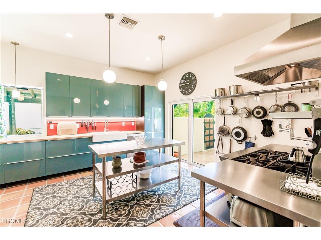 1291 Caloosa Drive Fort Myers FL 33901 2025012354 image11