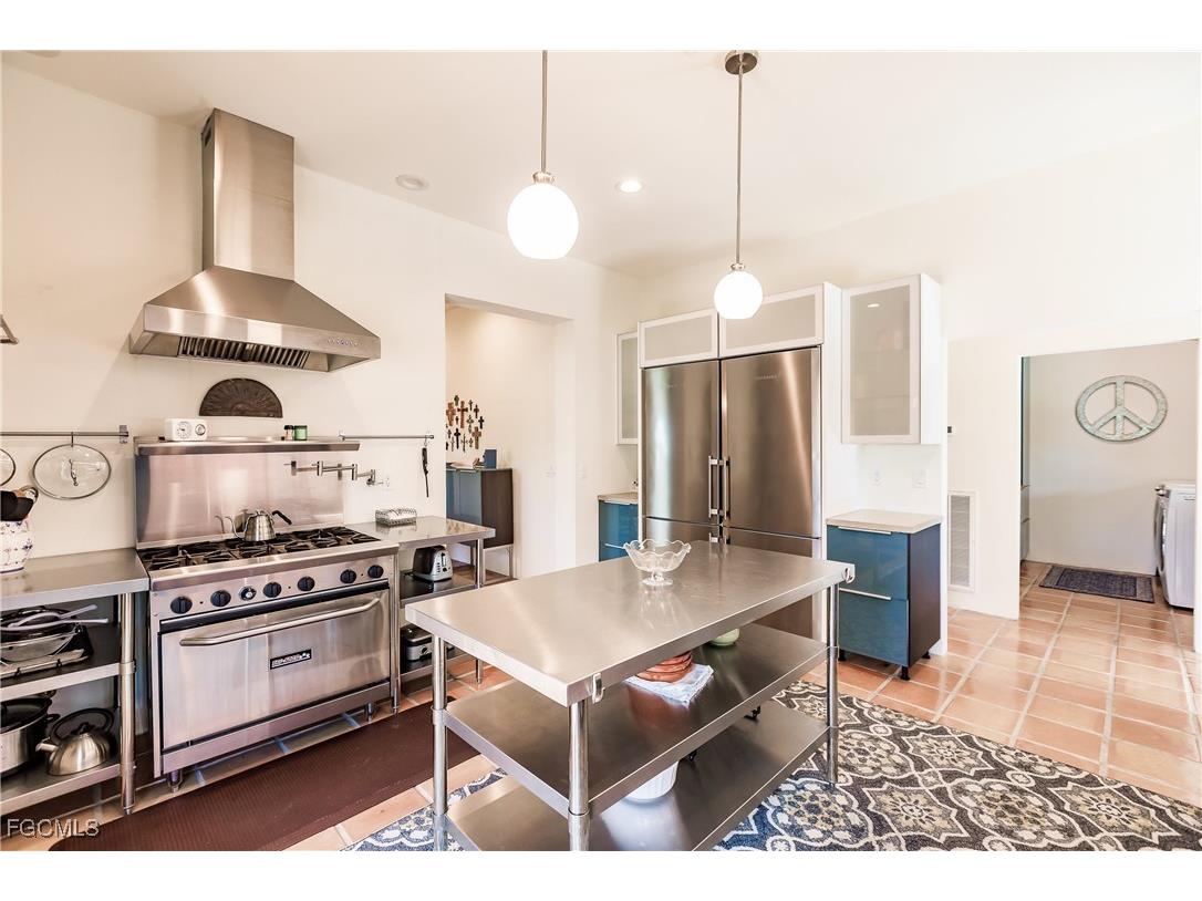 1291 Caloosa Drive Fort Myers FL 33901 2025012354 image12