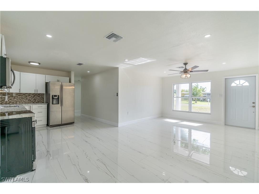 1291 Sunrise Drive North Fort Myers FL 33917 224026506 image1