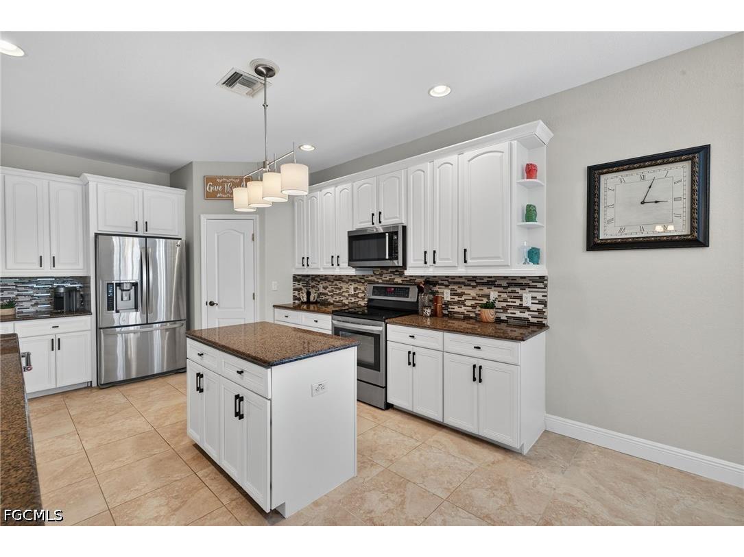 12917 Village Gate Court Fort Myers FL 33913 2026014001 image8