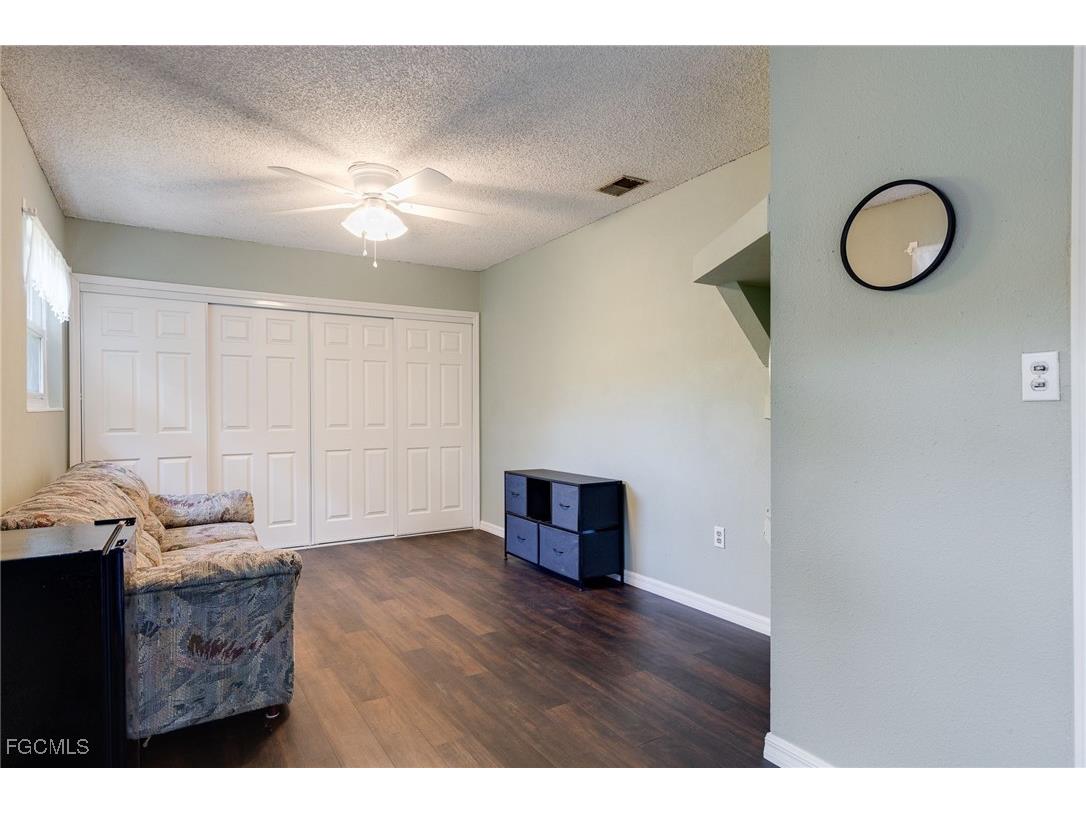 1292 Biltmore Drive Fort Myers FL 33901 2025010416 image25