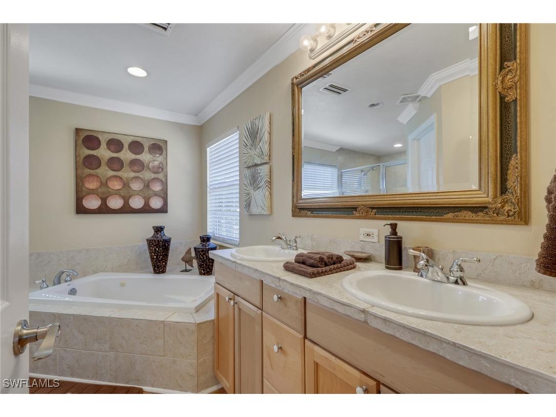 1292 Grand Canal Drive Naples FL 34110 226004499 image19