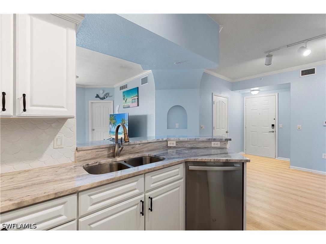 12920 Positano Circle #306 Naples FL 34105 226020543 image4