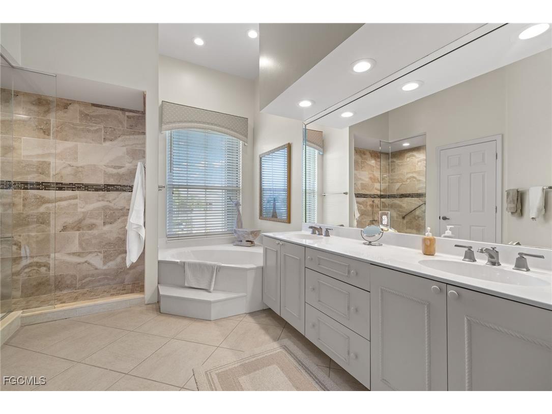 1293 Par View Drive Sanibel FL 33957 2025017263 image24