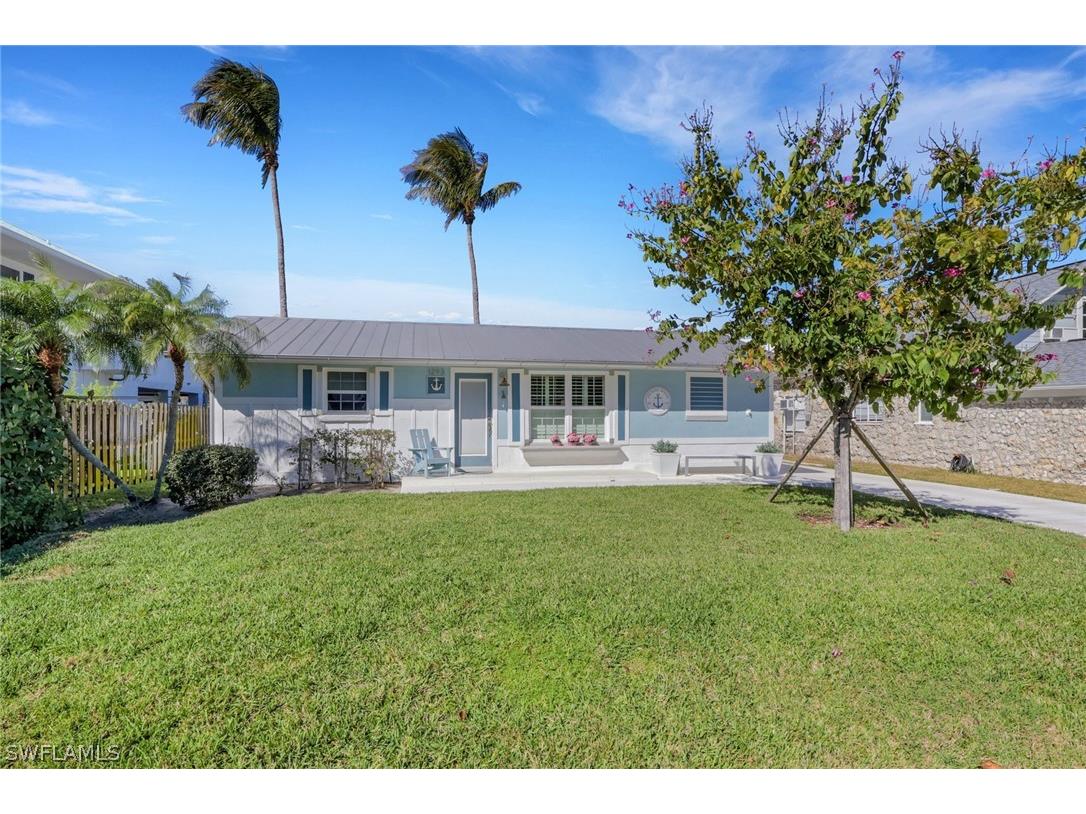 1293 Rainbow Court Naples FL 34110 226010886 image1