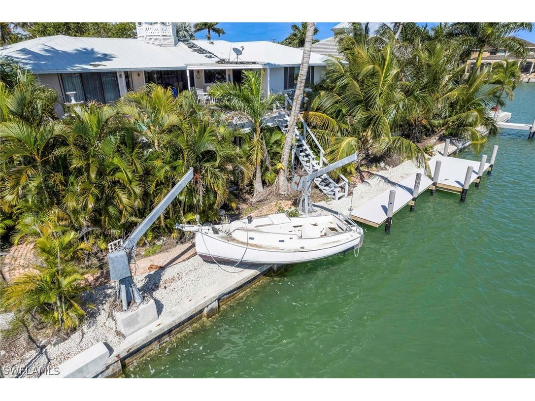 1293 Winterberry Drive Marco Island FL 34145 224027820 image1