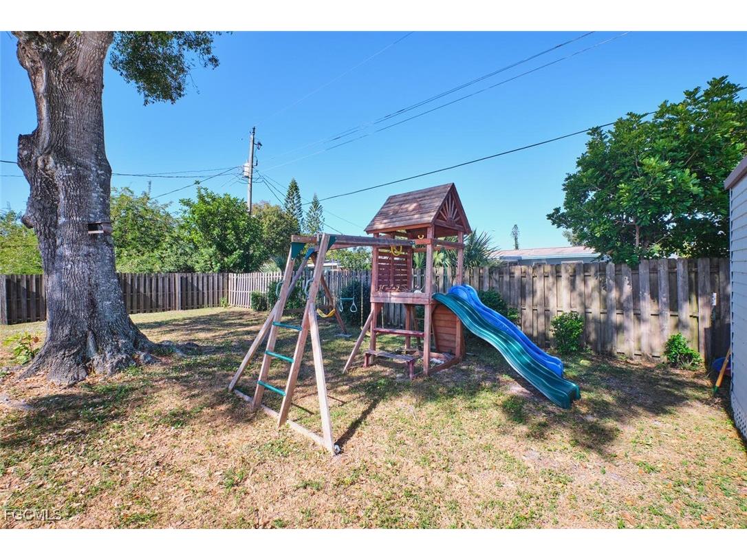 12932 3rd Street Fort Myers FL 33905 2025020268 image1