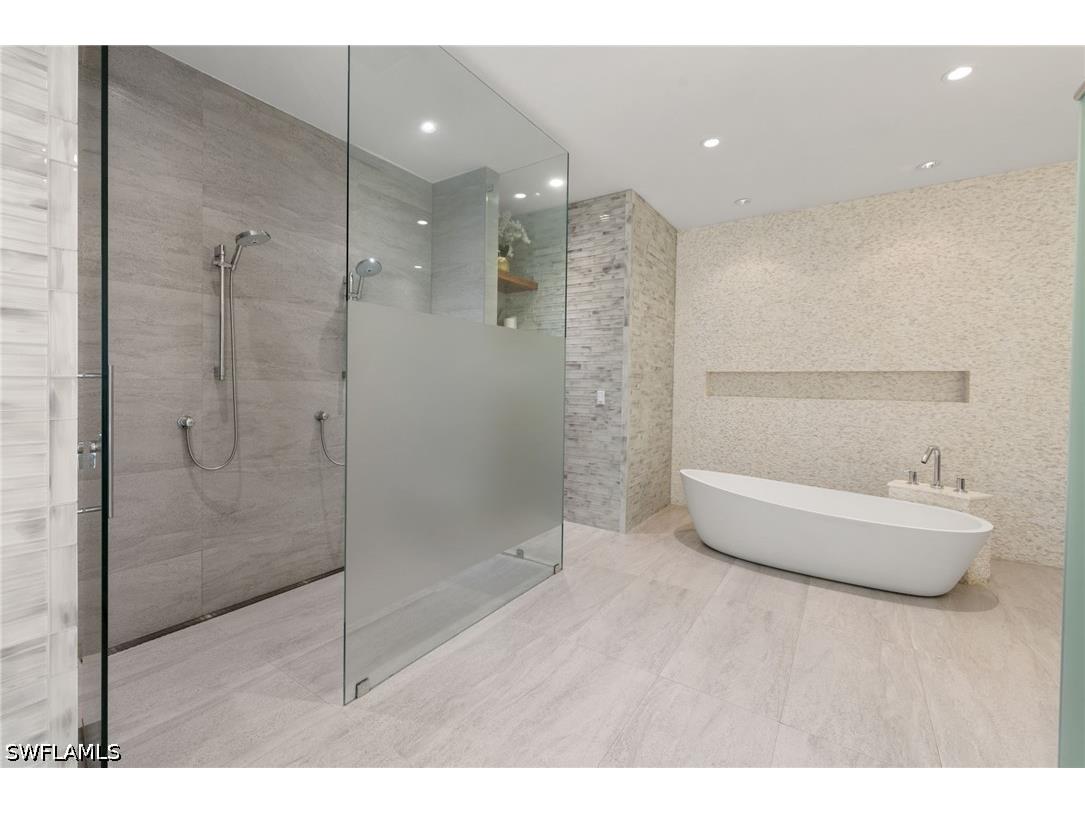 12933 Coco Plum Lane Naples FL 34119 226011163 image19