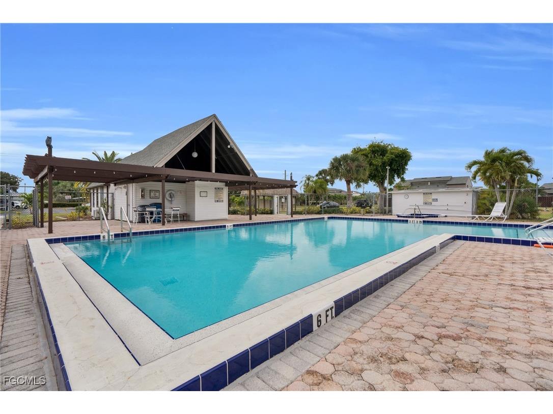 12939 Cherrydale Court Fort Myers FL 33919 2025023890 image4