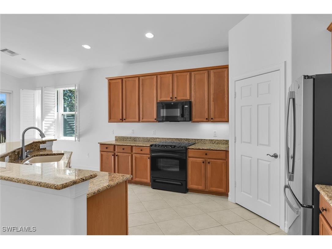 1294 Rialto Way #202 Naples FL 34114 225070215 image16