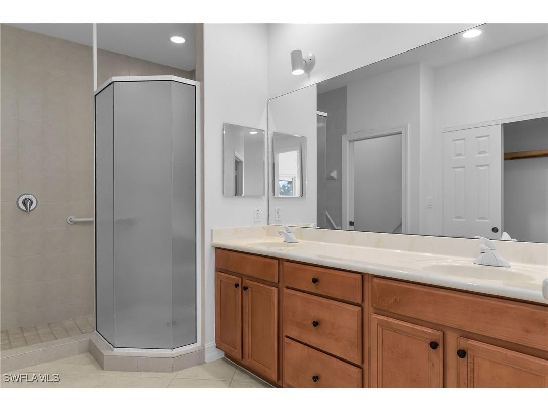 1294 Rialto Way #202 Naples FL 34114 225070215 image21