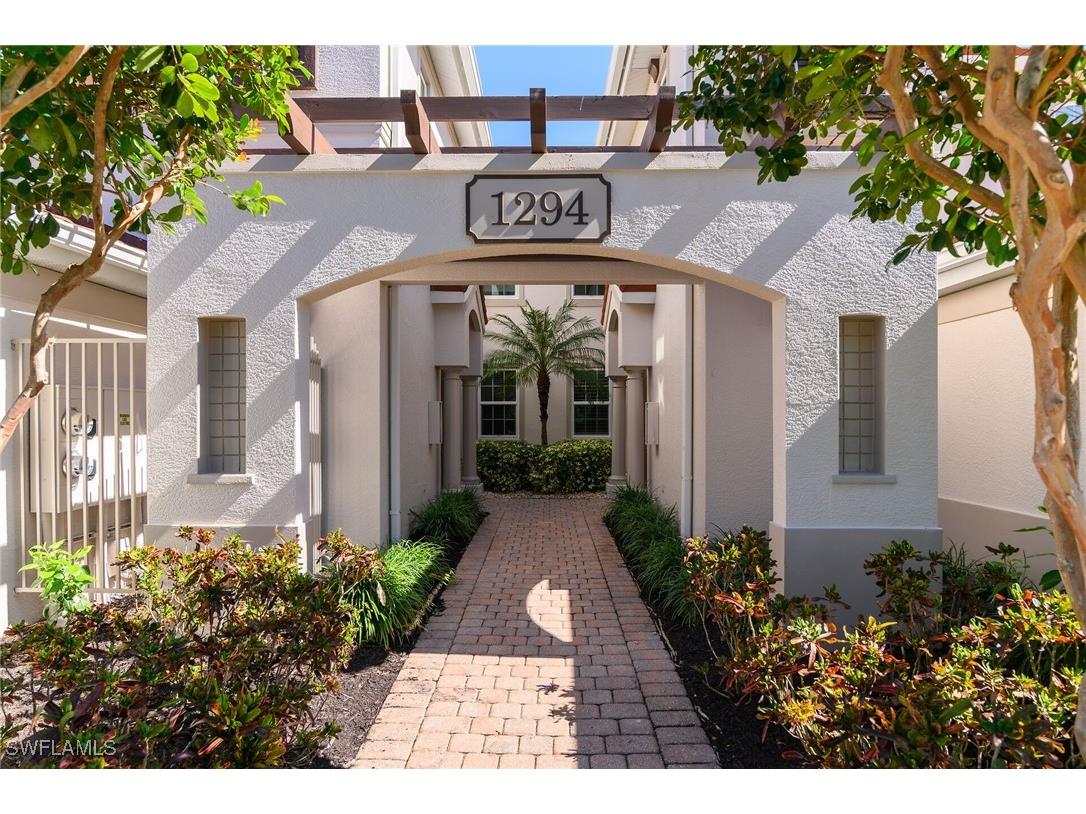 1294 Rialto Way #202 Naples FL 34114 225070215 image3