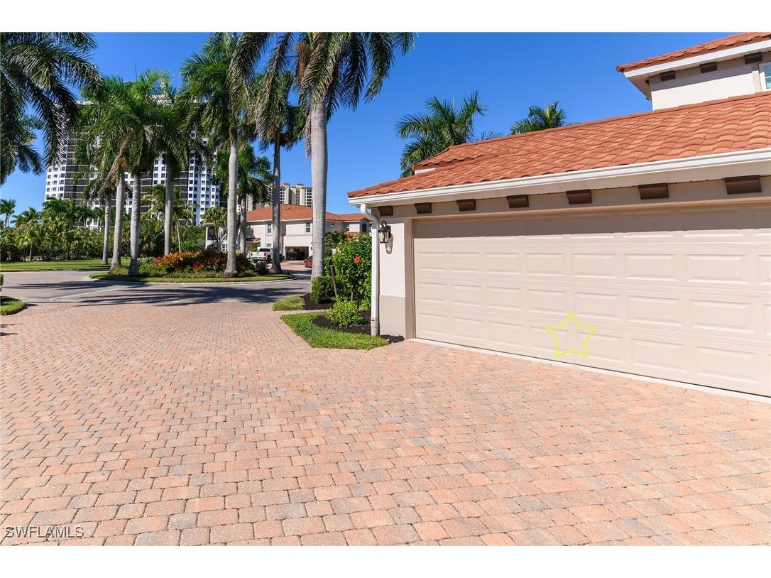 1294 Rialto Way #202 Naples FL 34114 225070215 image34
