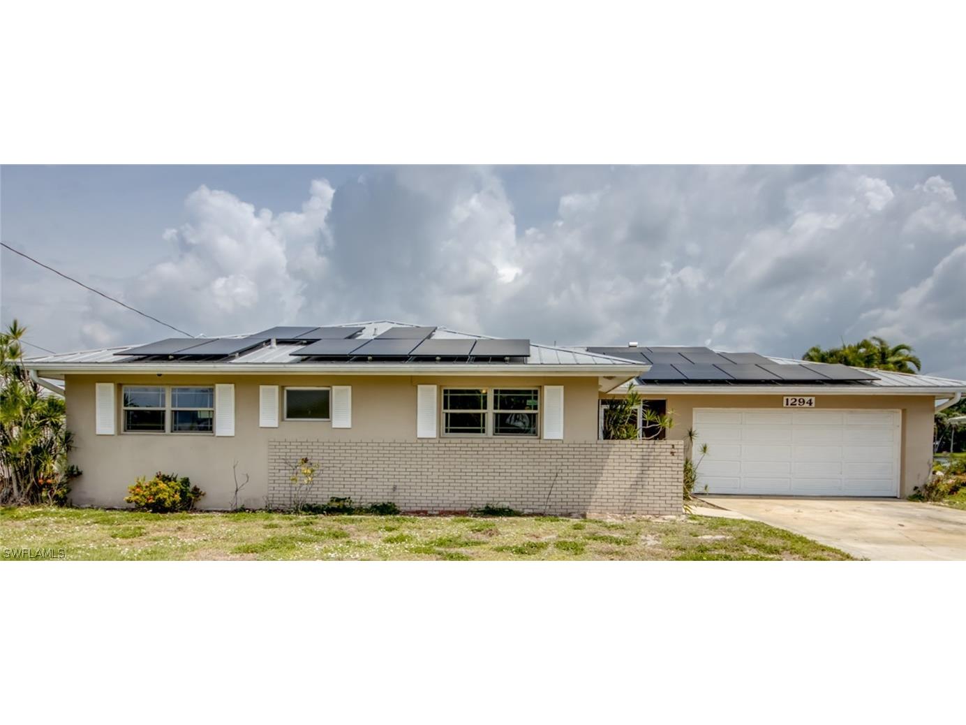 1294 Thompson Street North Fort Myers FL 33903 224038672 image1