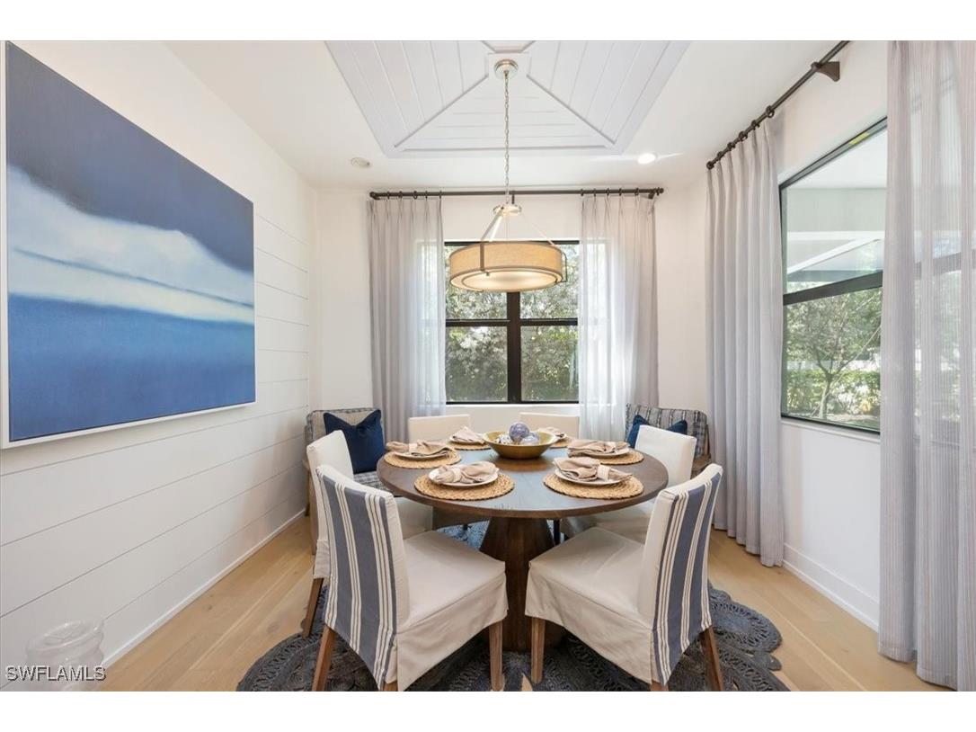 12940 Pembroke Drive Naples FL 34105 225068820 image7