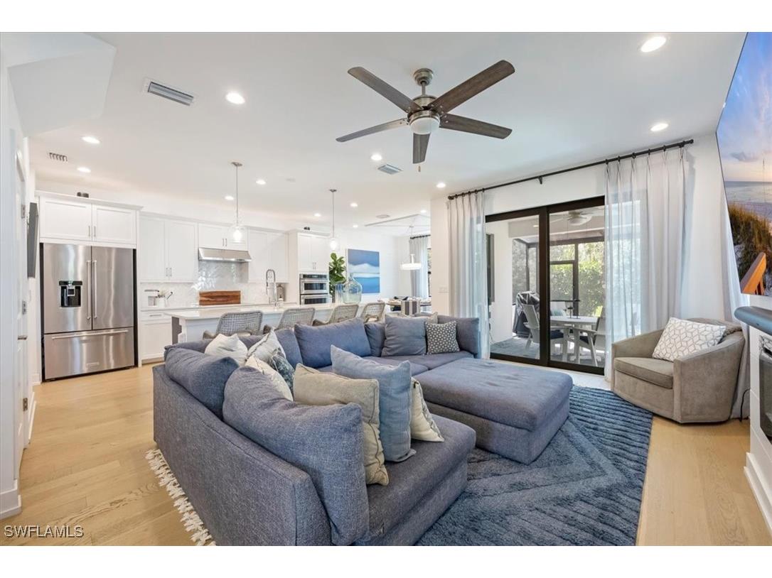 12940 Pembroke Drive Naples FL 34105 225068820 image8