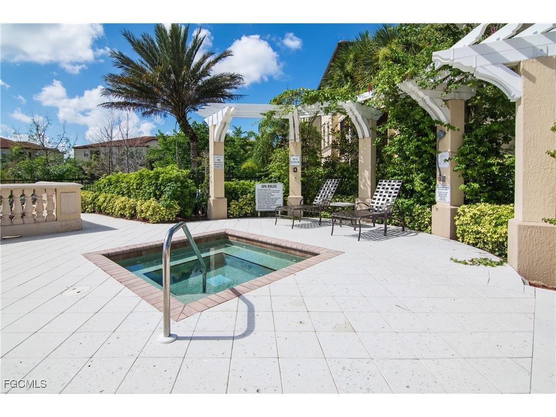 12940 Positano Circle #301 Naples FL 34105 2025014627 image27