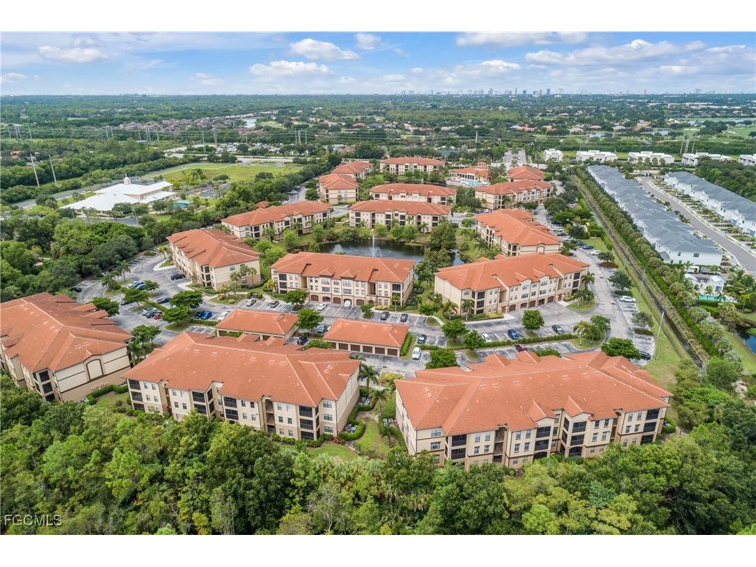 12940 Positano Circle #301 Naples FL 34105 2025014627 image3