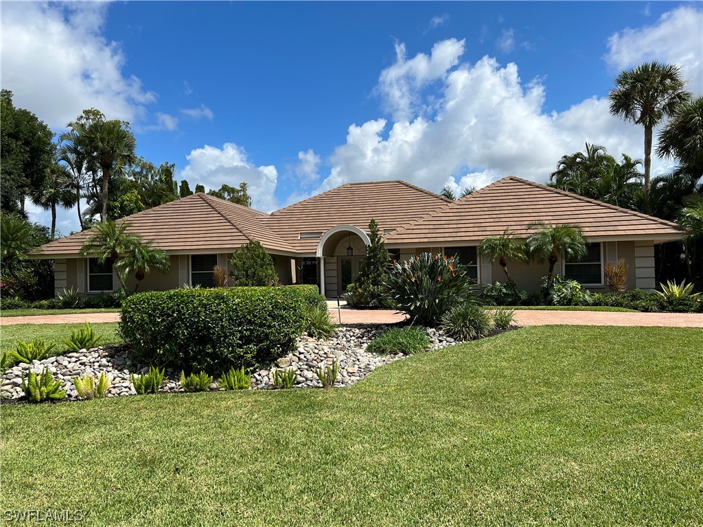 12944 White Violet Drive Naples FL 34119 223050059 image1