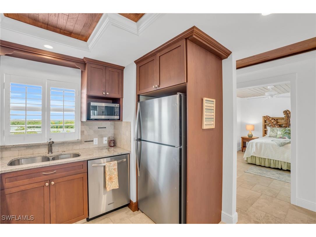 12945 Vanderbilt Drive #505 Naples FL 34110 225071250 image3