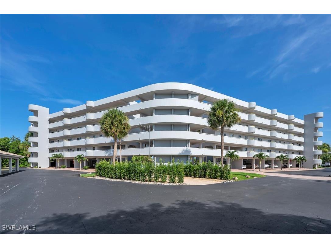 12945 Vanderbilt Drive #304 Naples FL 34110 225066148 image2