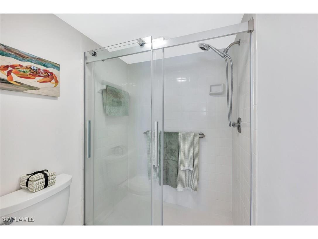 12945 Vanderbilt Drive #304 Naples FL 34110 225066148 image27