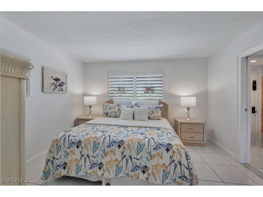 12945 Vanderbilt Drive #304 Naples FL 34110 225066148 image28