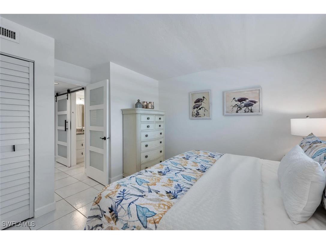 12945 Vanderbilt Drive #304 Naples FL 34110 225066148 image29