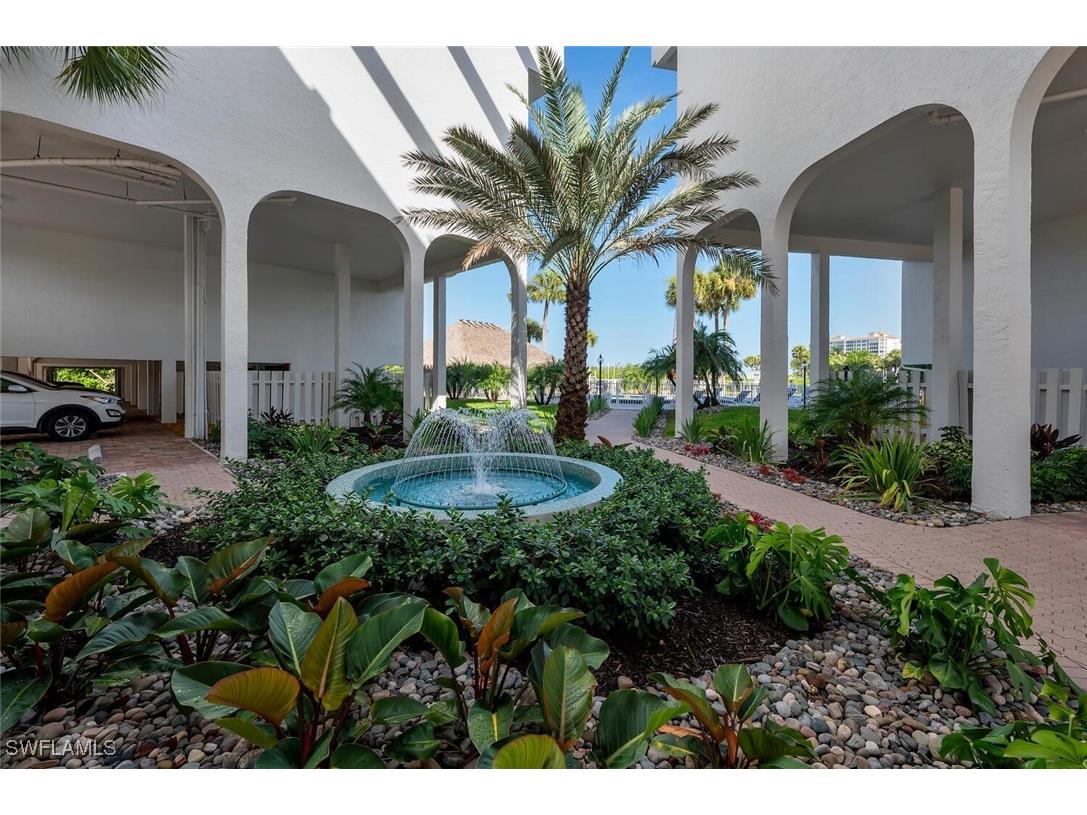 12945 Vanderbilt Drive #304 Naples FL 34110 225066148 image3