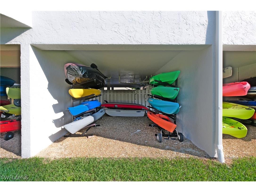 12945 Vanderbilt Drive #402 Naples FL 34110 226011659 image30