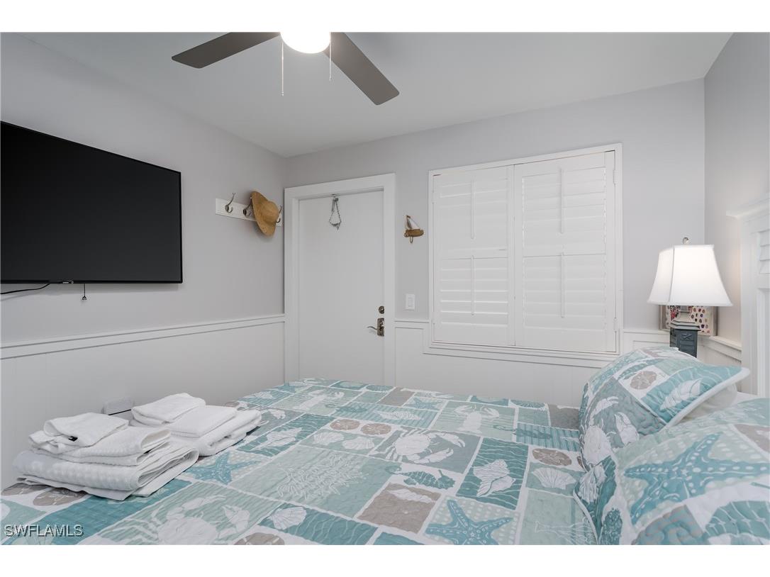 1295 Gulf Shore Boulevard S #128 Naples FL 34102 225069771 image19