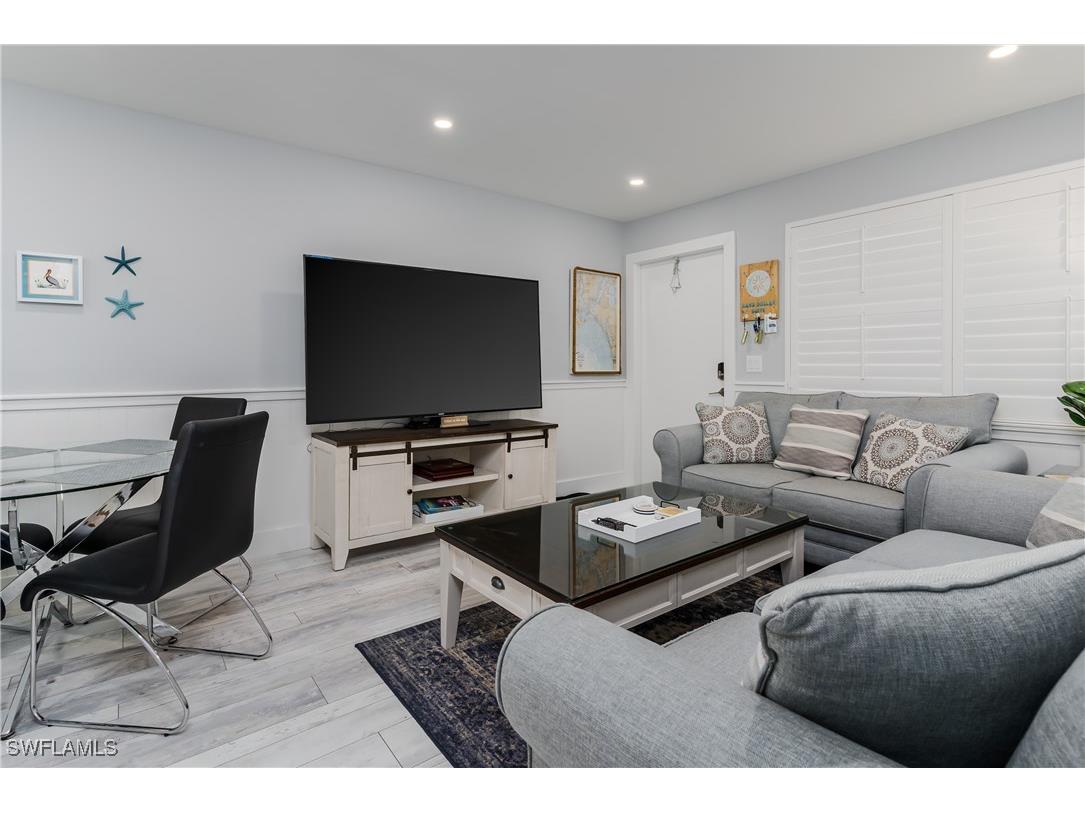 1295 Gulf Shore Boulevard S #128 Naples FL 34102 225069771 image2