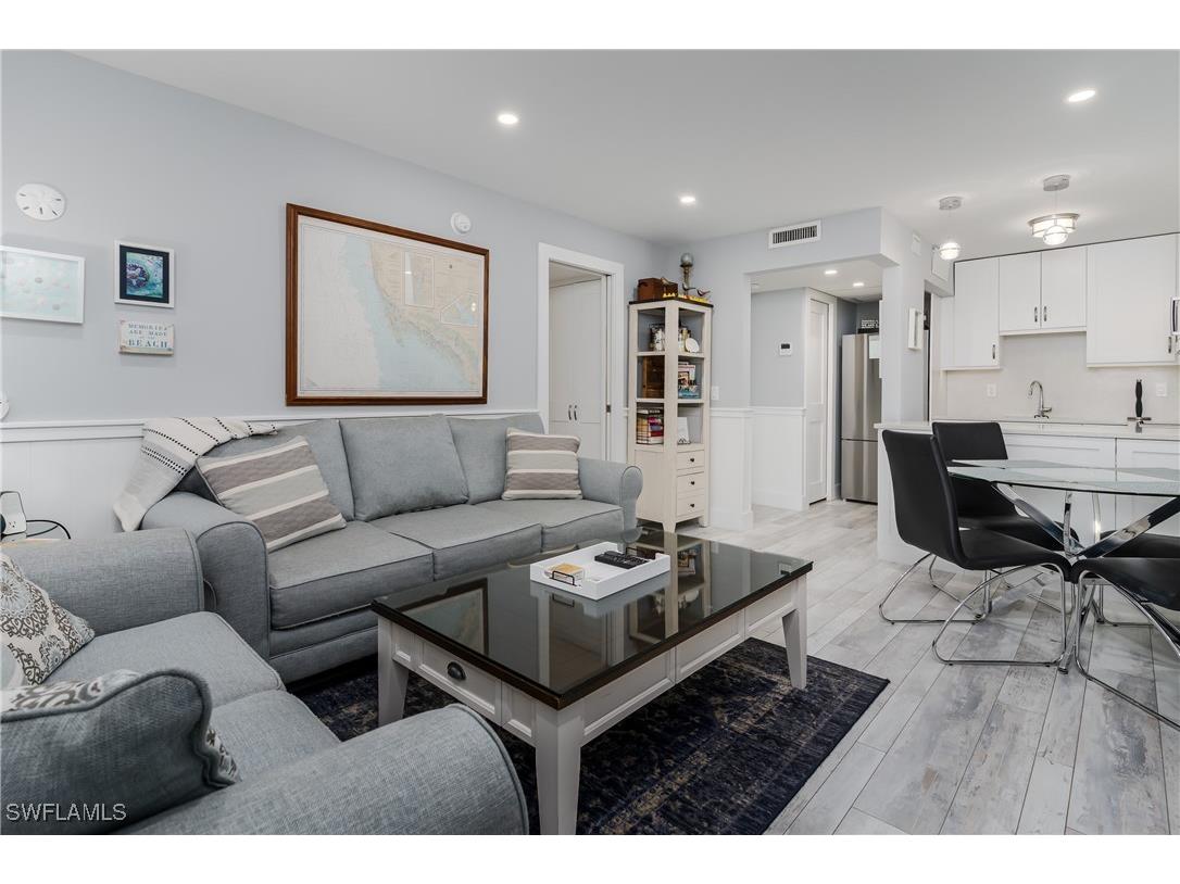 1295 Gulf Shore Boulevard S #128 Naples FL 34102 225069771 image4