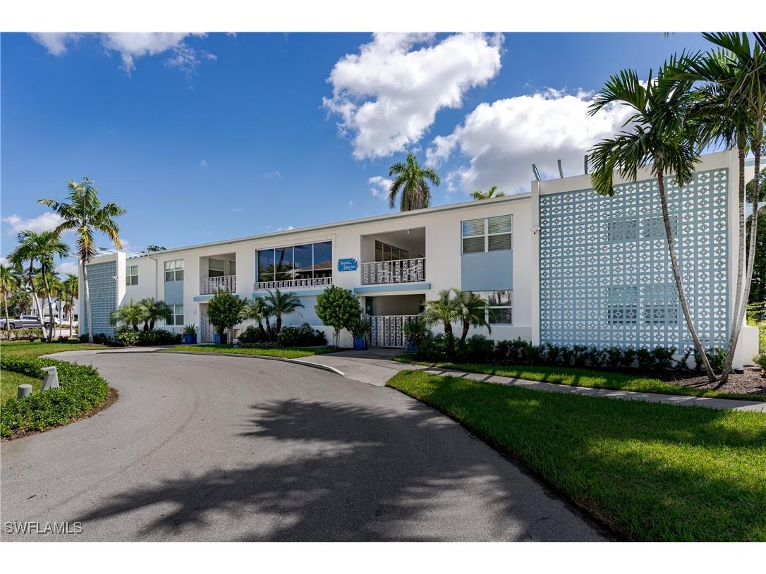 1295 Gulf Shore Boulevard S #128 Naples FL 34102 225069771 image46