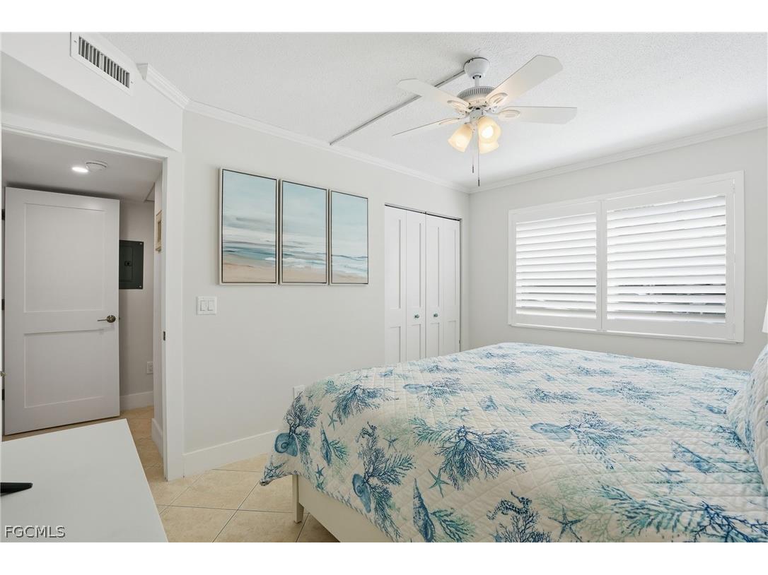 1295 Gulf Shore Boulevard S #134 Naples FL 34102 2026003307 image14