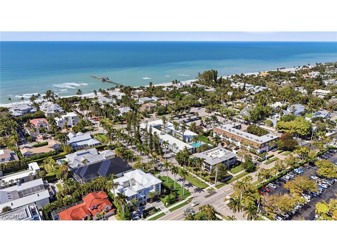 1295 Gulf Shore Boulevard S #134 Naples FL 34102 2026003307 image32