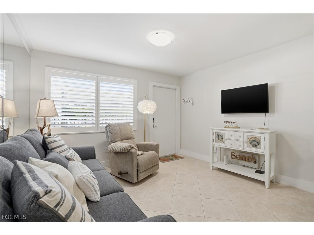 1295 Gulf Shore Boulevard S #134 Naples FL 34102 2026003307 image7