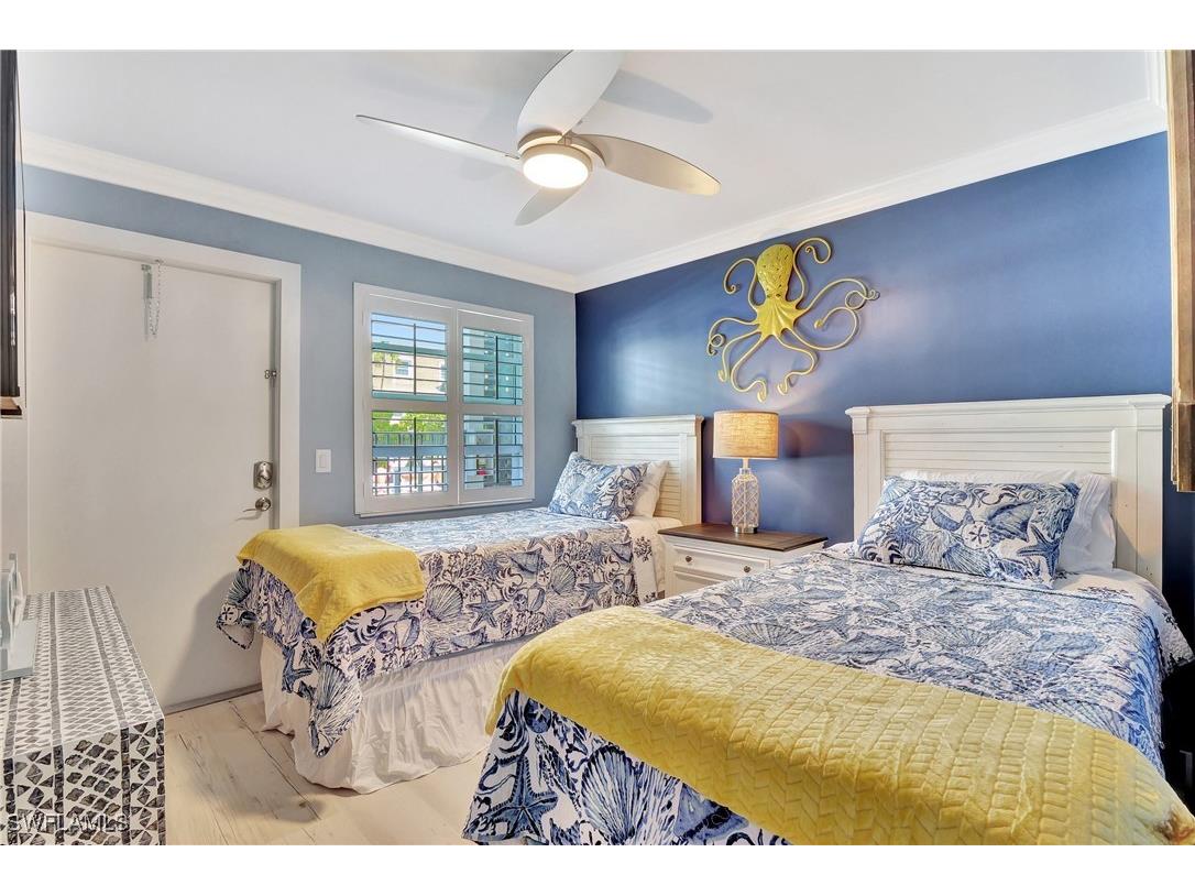 1295 Gulf Shore Boulevard S #136 Naples FL 34102 225051947 image16