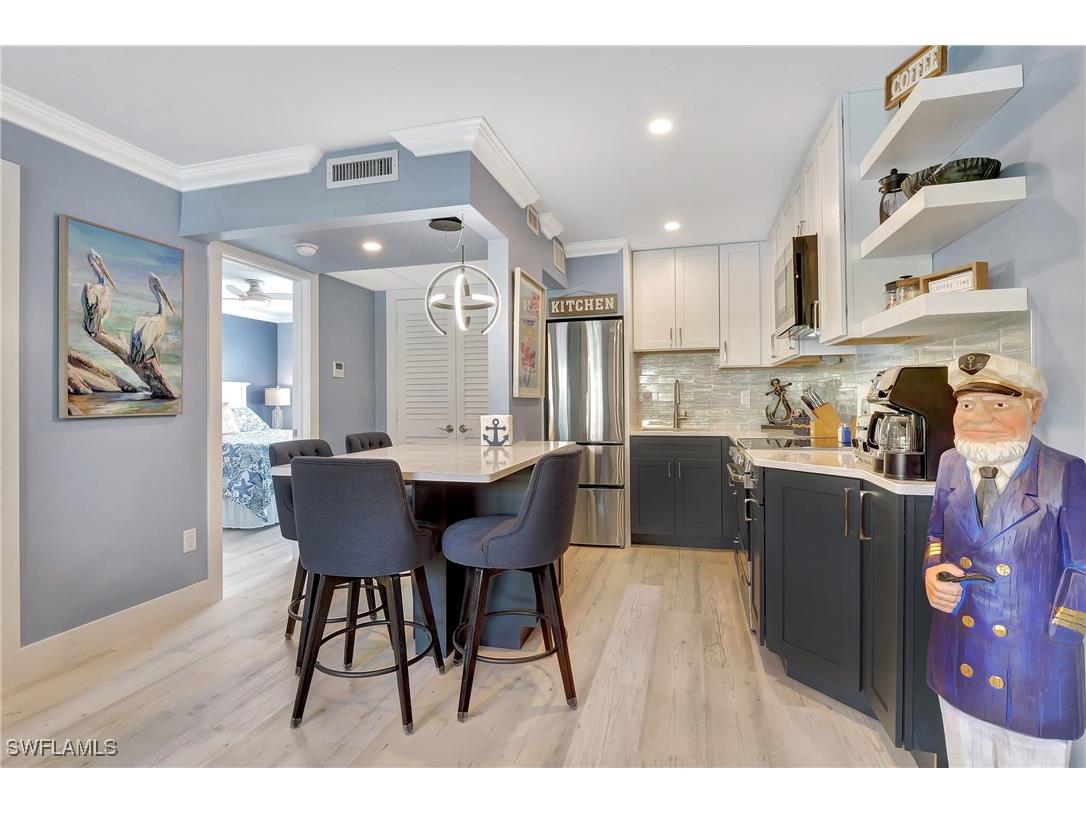 1295 Gulf Shore Boulevard S #136 Naples FL 34102 225051947 image2