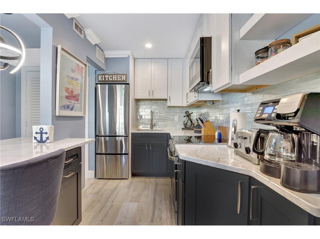 1295 Gulf Shore Boulevard S #136 Naples FL 34102 225051947 image3