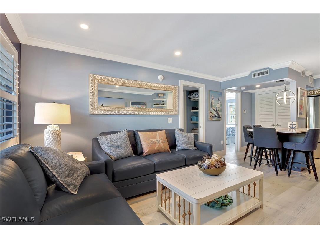 1295 Gulf Shore Boulevard S #136 Naples FL 34102 225051947 image4