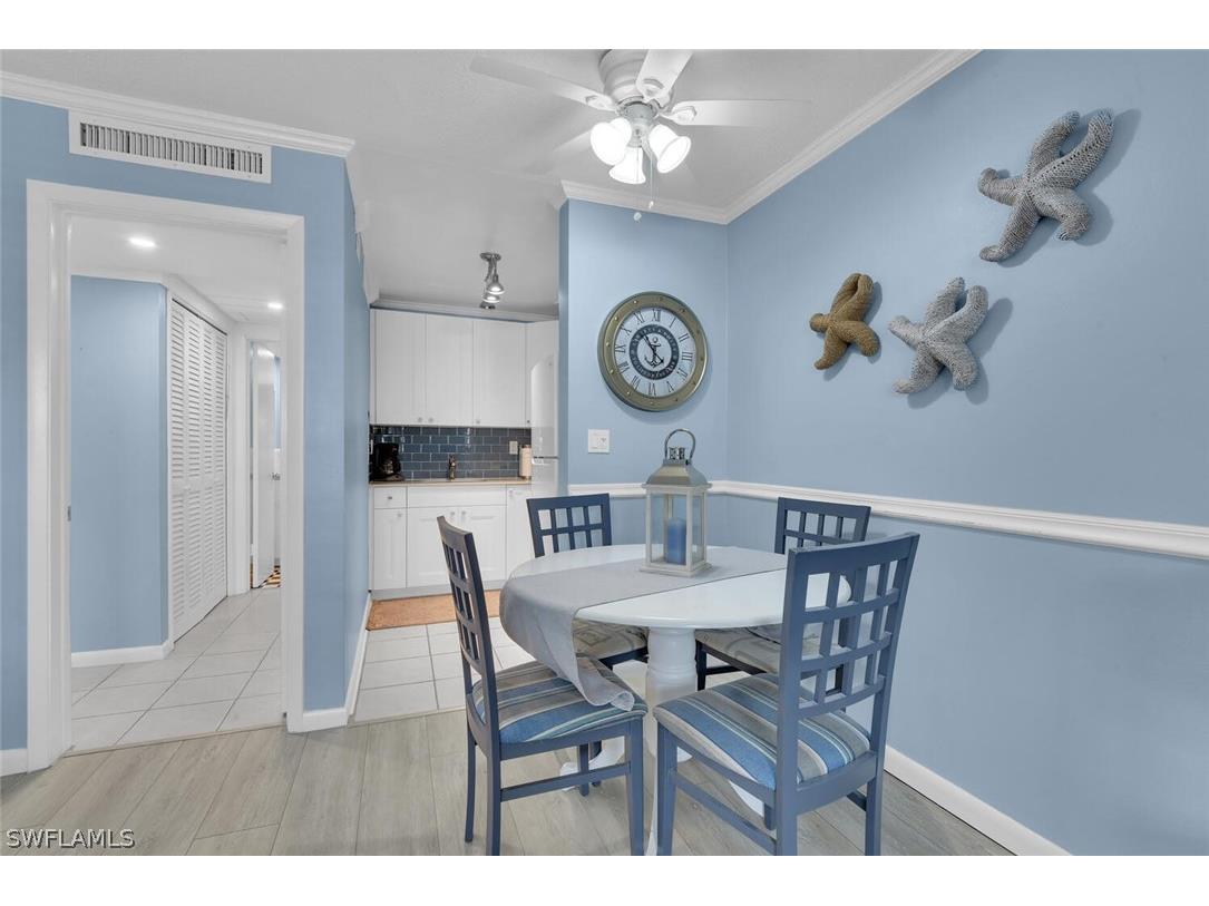1295 Gulf Shore Boulevard S #218 Naples FL 34102 226010595 image5