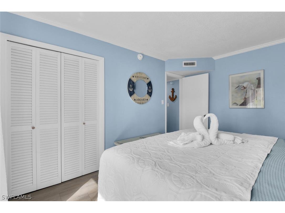 1295 Gulf Shore Boulevard S #218 Naples FL 34102 226010595 image7
