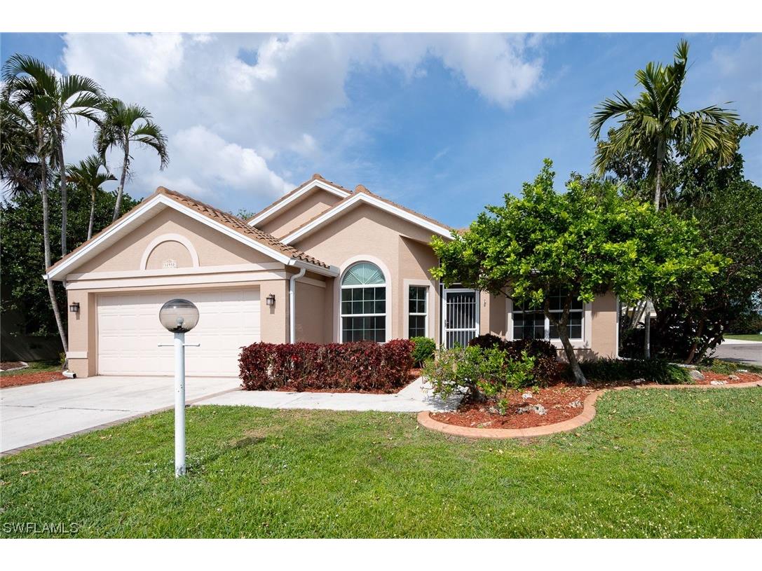 12950 Eagle Pointe Circle Fort Myers FL 33913 224019081 image1
